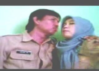 Indonesian- bidan berjilbab