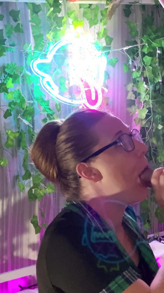 Dripdrop Behind the Scenes! Kay Lee Sucking Dick with Her Glasses on Pt 1