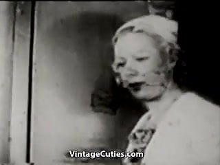 Group Sex with a Lot of Teens (1940s Vintage)