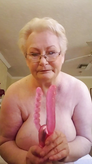 Granny Takes Double Ended DIldo For Her Pleasure
