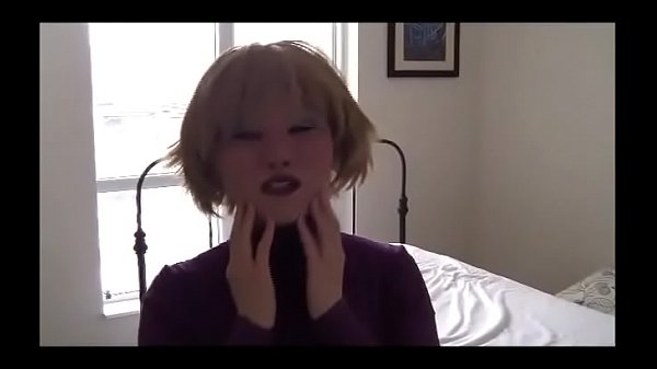 Female masker loves to roleplay and dirty talk