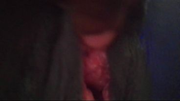 BLACK FAT EBONY FINGERING HERSELF