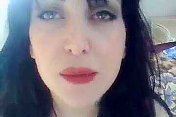 Great Syrian actress Louna Alhassan