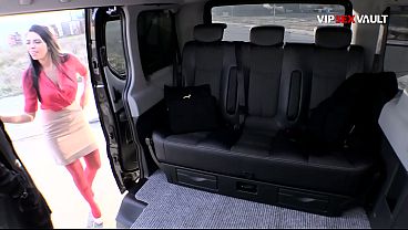 Big Tit MILF Spreads Her Legs in the Backseat Then Gets Fucked