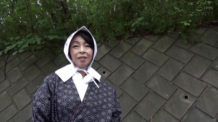 KRS035 Cute MILF. Even though she is old... I like mature women who are cute 06