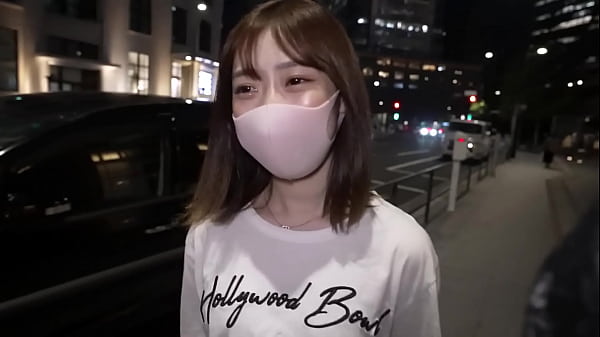 巨乳美容部員