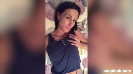 Amazing brunette touching her roast beef pussy