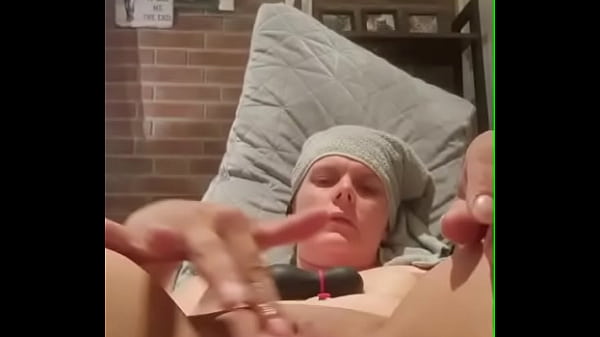 Quaroes&rsquo Showerhead Orgasm Fuels a Wild Second Cum on the Couch