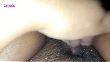 ASI FROTO MI COÑO PELUDO Y TENGO 35 ORGASMO