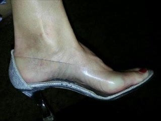 sexy mature feet