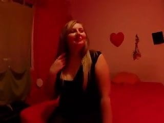 Blonde Hungarian hottie has come to Spain to learn about por