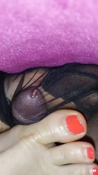 Footjob in nylonsocks for a costumer request