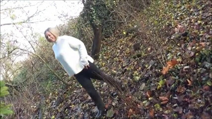 Feeling horny in the woods