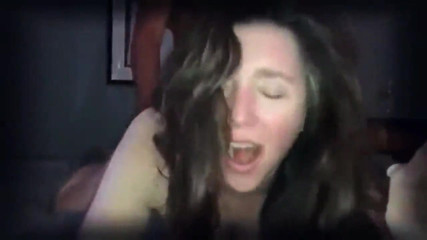 DIRTY TALKING WIFE IN SENSUAL CUCKOLD SCENE