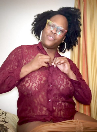 EBONY COUGAR HARD_KANDI GETTING NAKED
