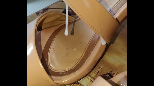 Gozada na Ramarim da namorada fodendo a sandá_lia Vizzano da amiga!