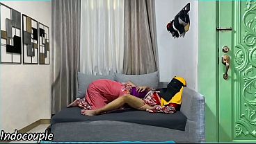 Muslim Hijab Lesbian wifes eating creamy pussy and moaning loudly