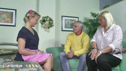 Crazy amateur german threesome!