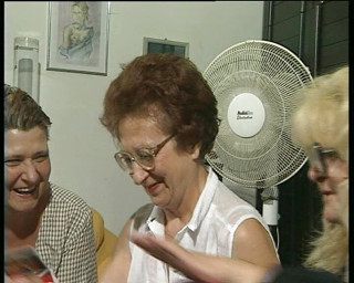 Rentner Treff endet in Lesben Party