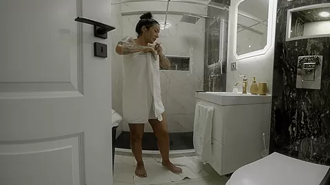 Mistress Kennya - BDSM Vacation Fantasy Episode 5 Shower Peek