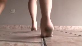 lesbian slave lick 4 dirty feet
