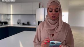 Hungry Muslim Girl Breaks Her Fast with BBC
