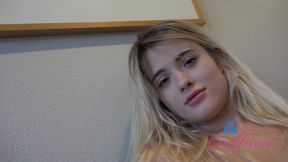 Blonde Nicole POV: Pee Play, Footjob & Cowgirl Riding Fucking & Creampie