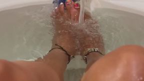 Amazon Bathtub Escape