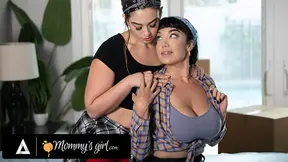 Moving Day MILF Gets Naughty Rubbing from Latina Babe Sophia Burns