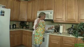 Models: Bridgett Lee & Daniel Plump Step-nana Takes Care of Horny Step-grandson Fresh Out of Boot Camp