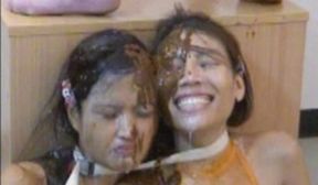 asian girls pissing 332