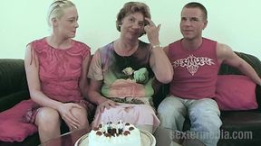 Old Granny Fucked in a German Threesome