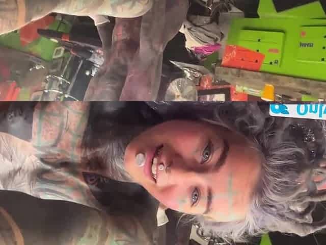 Girl gets fucked from Tattoo Artist after the session in the Studio