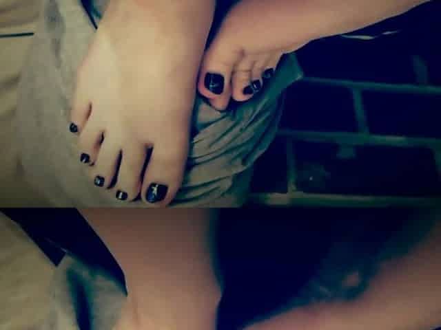 That babe rubs her perspired stripped feet on my face