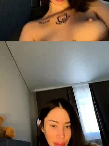 Beauty small tit amateur teen masturbating her shaved pussy