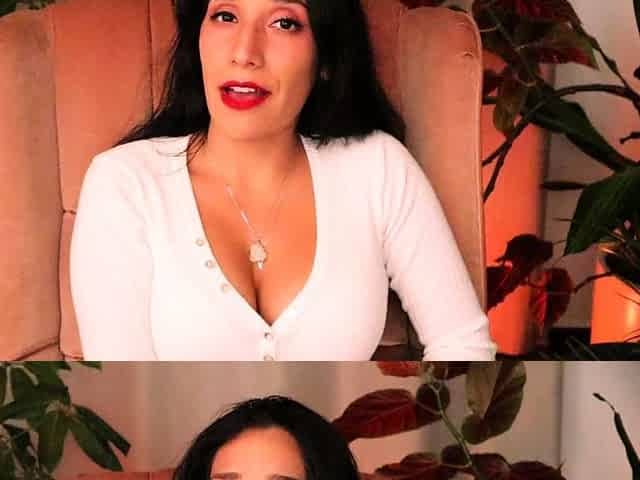 Pretty and Sexy Webcam Babe Finger Fucks Solo