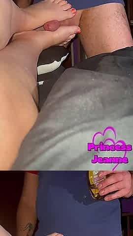Real Amateur Close up POV Footjob Cumshot Sexy Footfetish