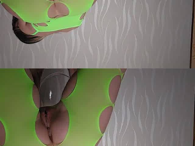 Green body fishnet Squirting during the time that riding