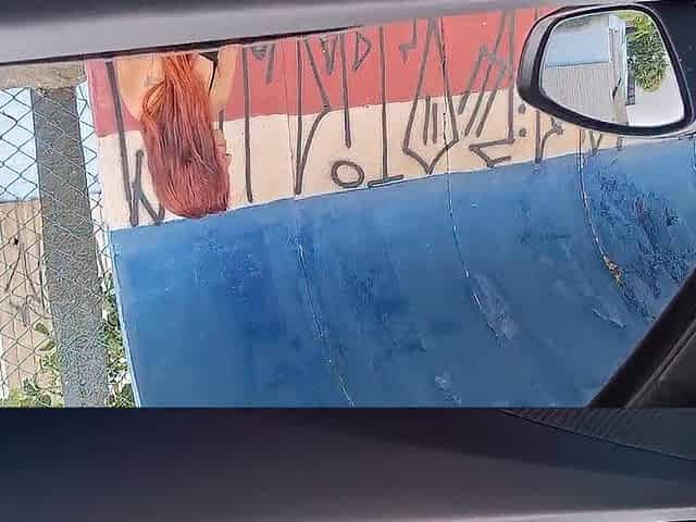 A risky masturbation session in the street for a student who was at the bus stop.