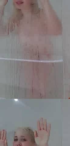 Hot amateur blonde pregnant toying her pussy solo