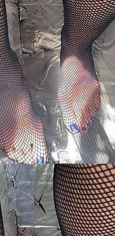 Linsey Dawn solo foot fetish