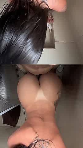 Fine morning with a very yummy shower with the tattooed