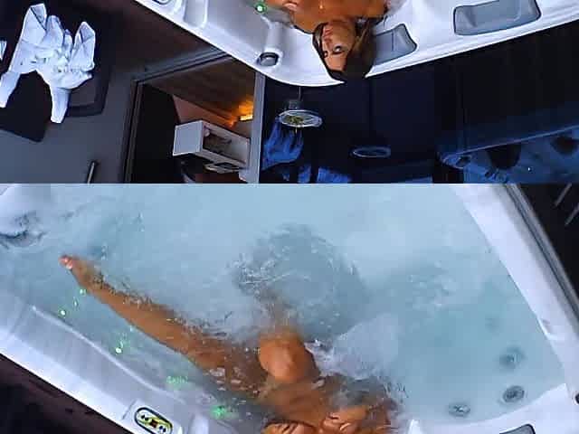 Sexy Jacuzzi two