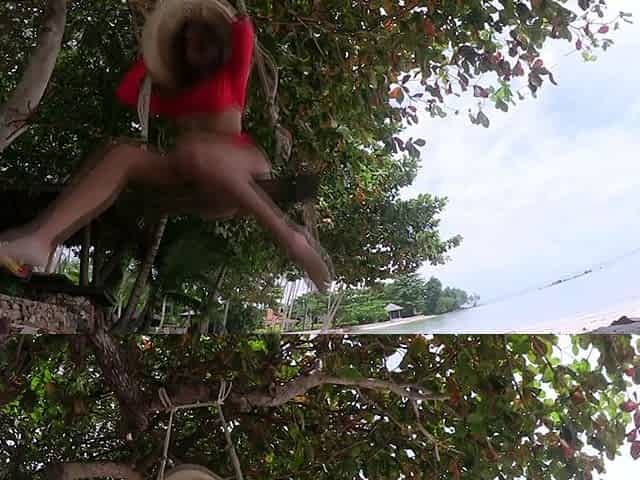Amateur teen fucked outdoors