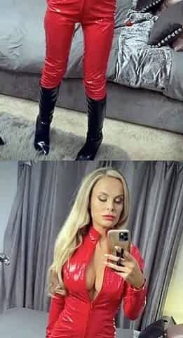 Big boobs webcam slut toys her asshole