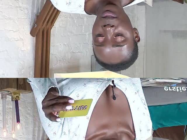Ersties: Ein scharfes Rendezvous mit dem pinken Sex-Toy