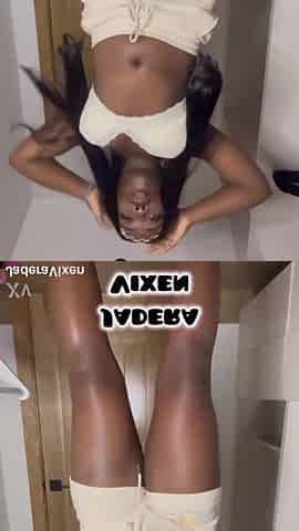 Black Dominant-bitch Claps Her Hips