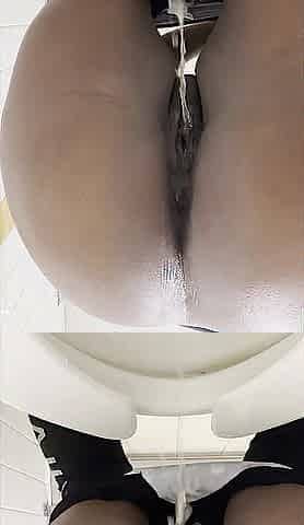 Pipi Dilemmas: Every day Public Baths Pee Desperation