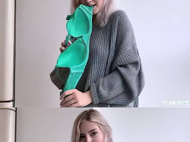 Pretty Blonde Pipe Pleaser