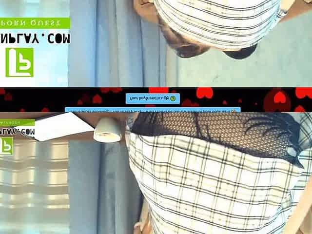 Tricky man seduce coquettish 18yo girl MILF in the chat